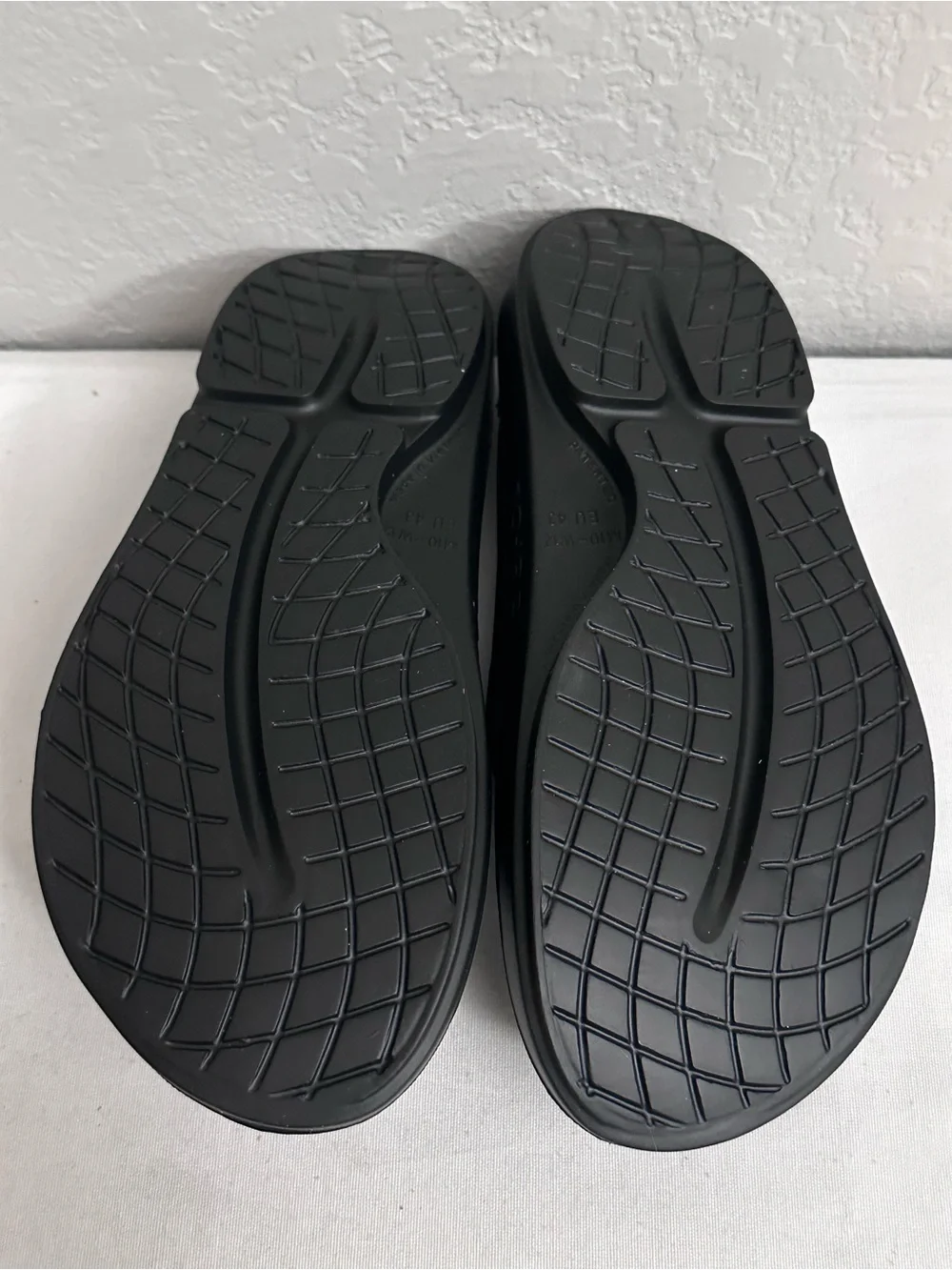 OOFOS OOriginal Recovery Sandal - Size Womens 12/Mens 10 in Black